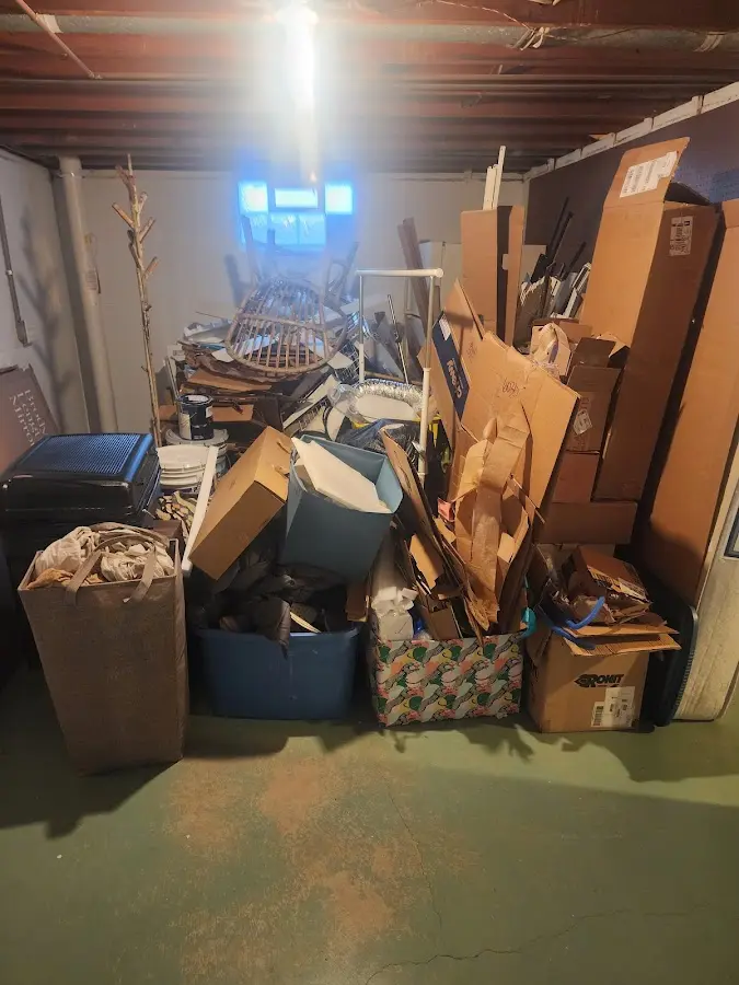 Roll-off dumpster container at job site for 8 Yard Dumpster Rental in Toppenish